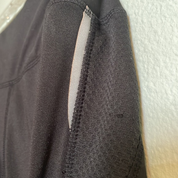 Mid rise Head running tight - Picture 2 of 3